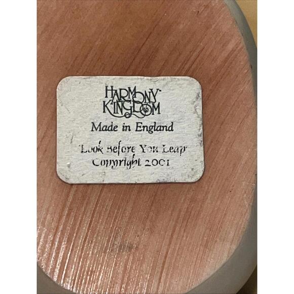 Harmony Kingdom Look Before You Leap UK England Frog Trinket Box 2001 Vintage - Picture 9 of 9